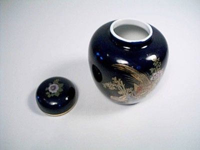 Unmarked Ginger Jar with Lid Asian Oriental Cobalt Blue  